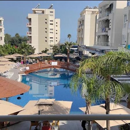 Radhima Beach Apartment Orikum Exterior foto